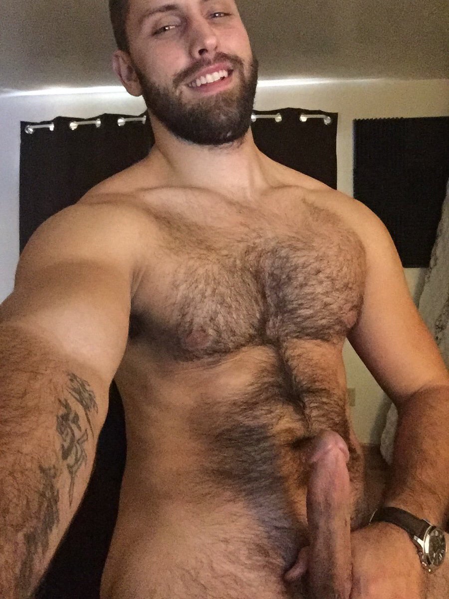 Hairy chest dicked cums
